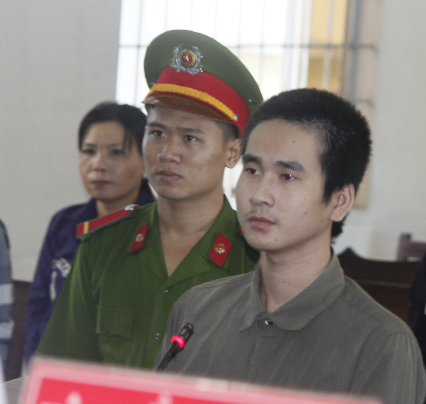 Yêu bạn gái nhí, lãnh 10 năm tù