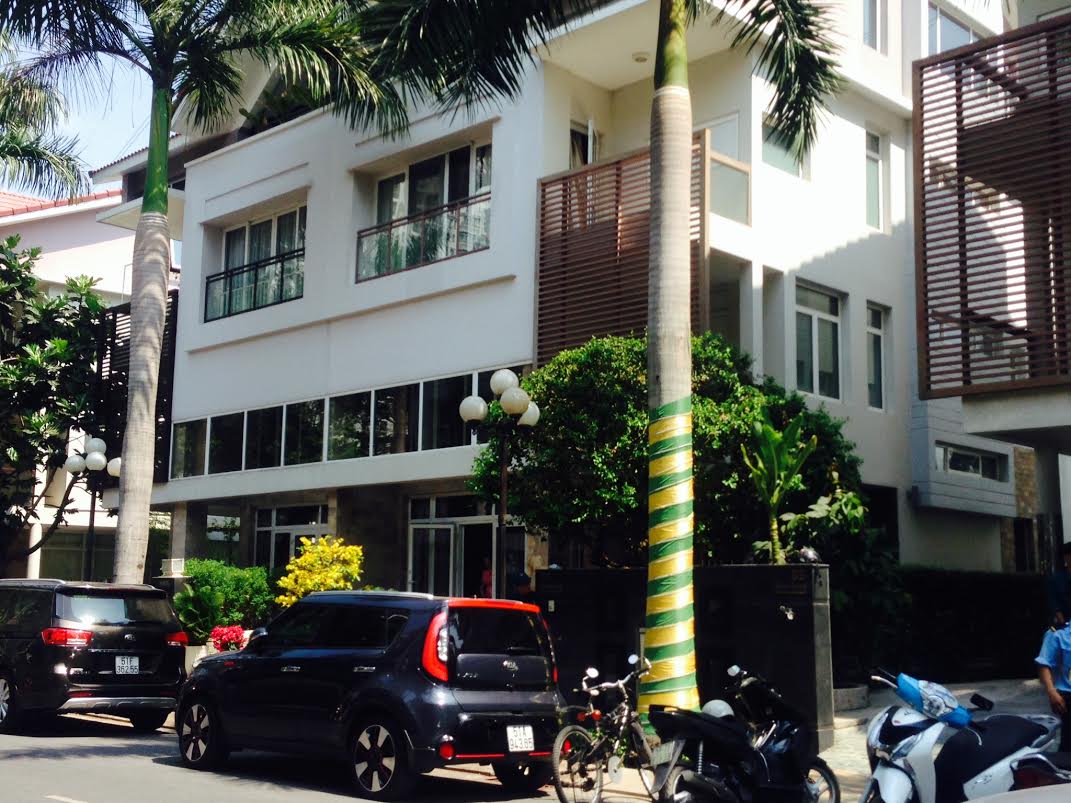 Trộm đột nhập biệt thự, lấy 800 triệu đồng