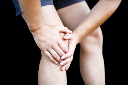 Cẩn thận với túi chườm, dầu nóng
