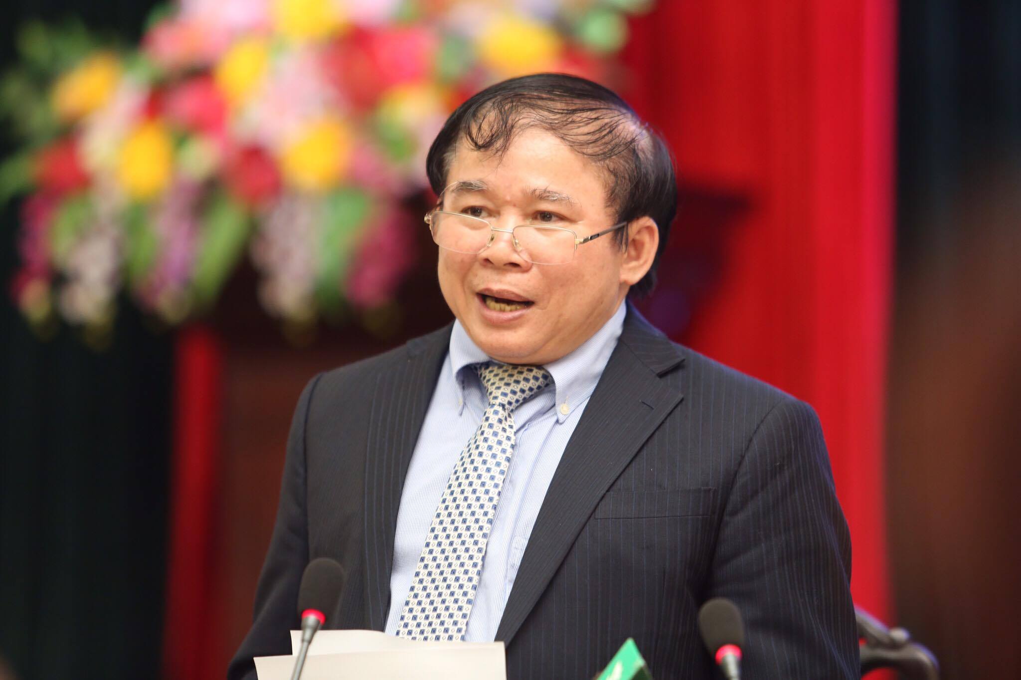 Thứ trưởng Bùi Văn Ga: Được hạ điểm chuẩn để tuyển đủ chỉ tiêu