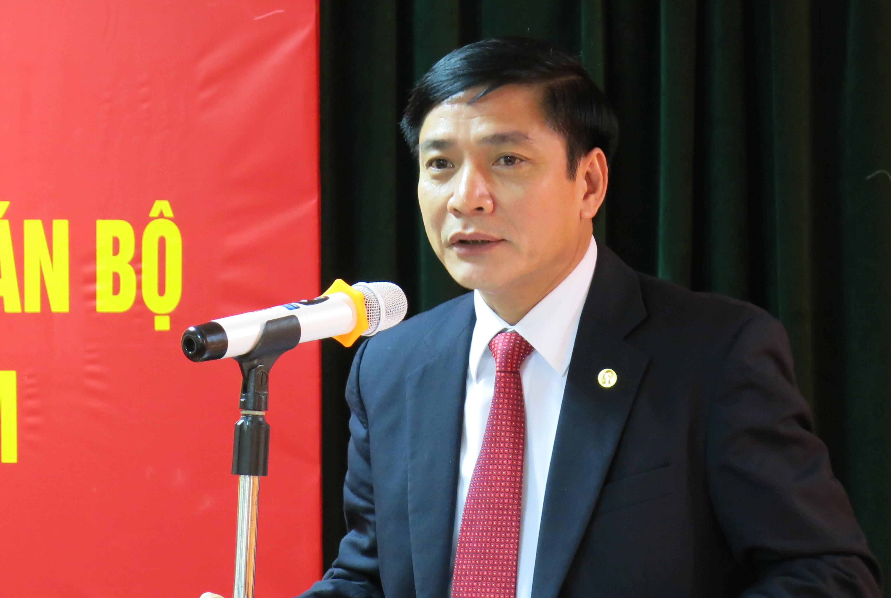 Ông Bùi Văn Cường được bầu làm Chủ tịch Tổng LĐLĐ Việt Nam