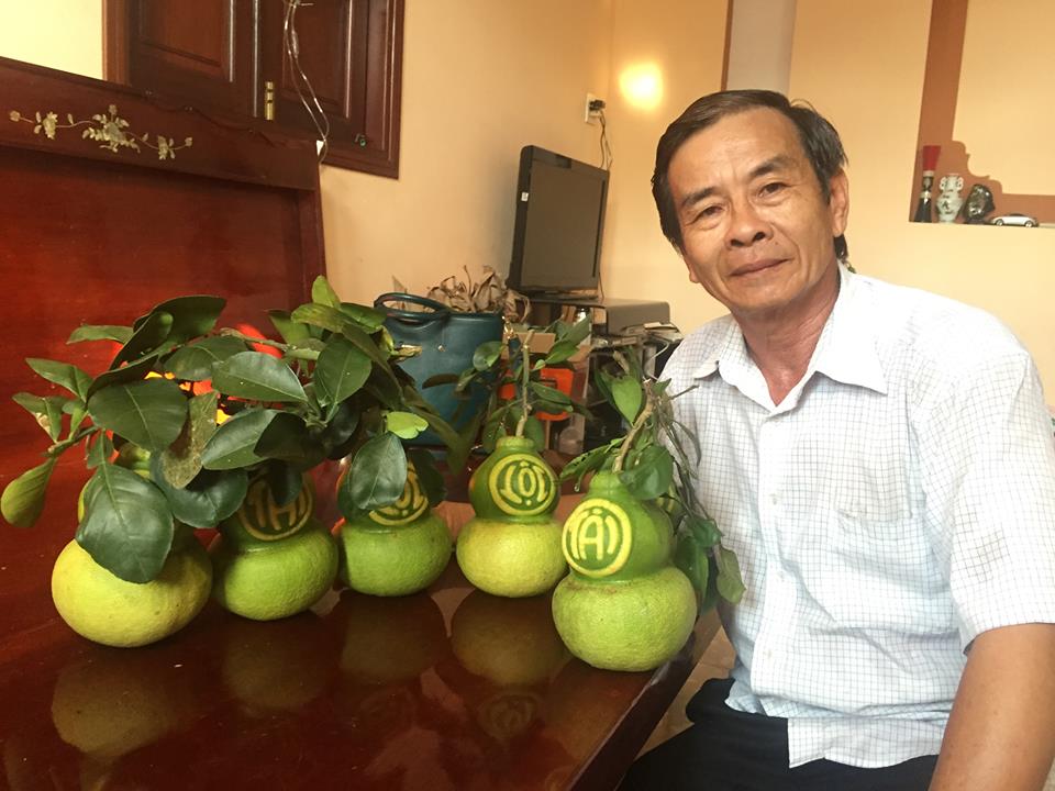 Các sản phẩm bưởi hồ lô in chữ nổi được tung ra thị trường nhiều năm qua.