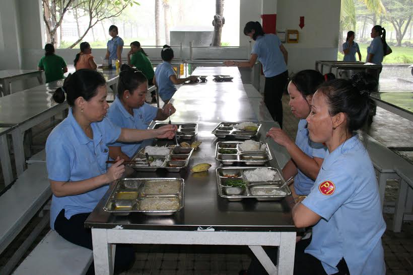 Cải thiện bữa ăn giữa ca