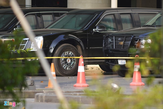 Cadillac One bảo vệ Tổng thống Obama có mặt tại Hà Nội