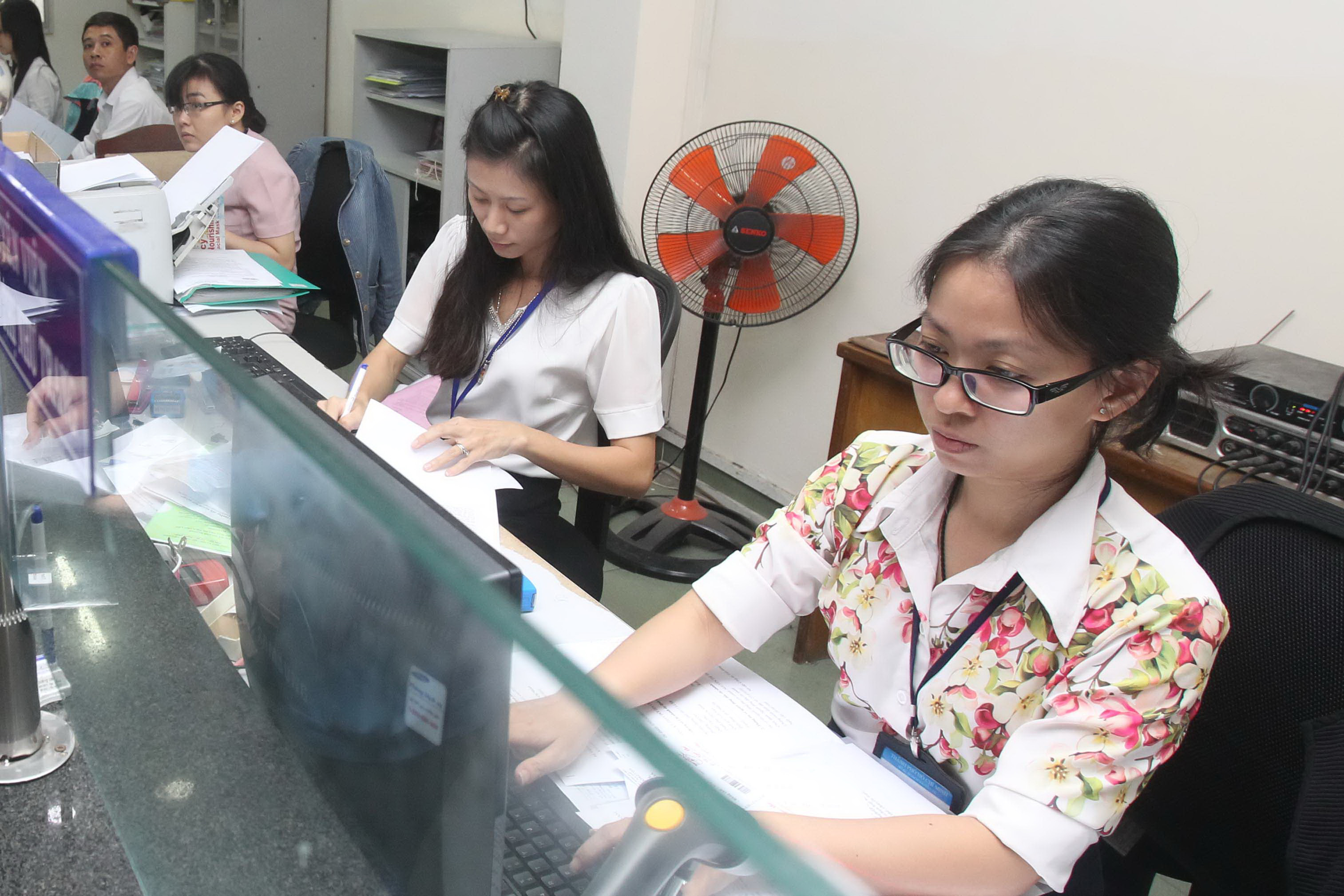 Bộ quy tắc ứng xử với công chức, viên chức Hà Nội: Cần thiết không?