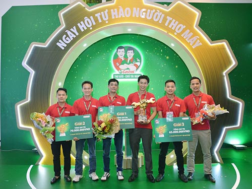 Thợ máy Việt Nam tranh tài quốc tế