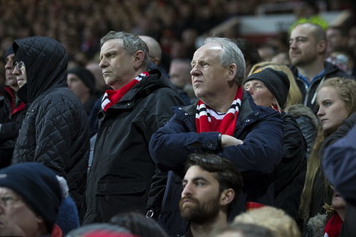Sắm tân binh 15 triệu bảng, Man United bán sạch vé trọn mùa thần tốc