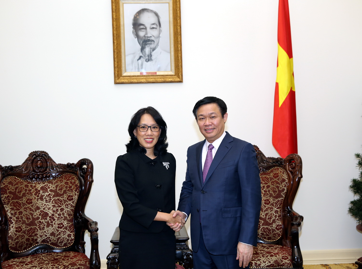 Central Group cam kết bán hàng chất lượng cao tại Việt Nam