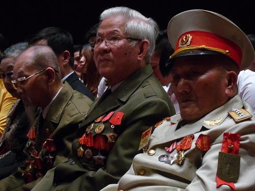 Vệ út anh hùng
