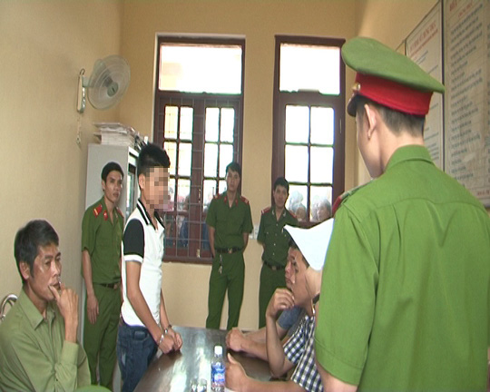 Chặn đường gây sự, bị học sinh lớp 9 đâm chết