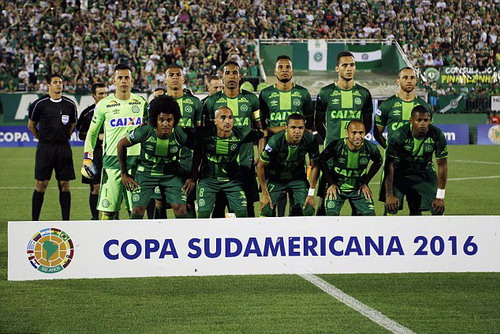 CLB Chapecoense được truy tặng danh hiệu vô địch Nam Mỹ