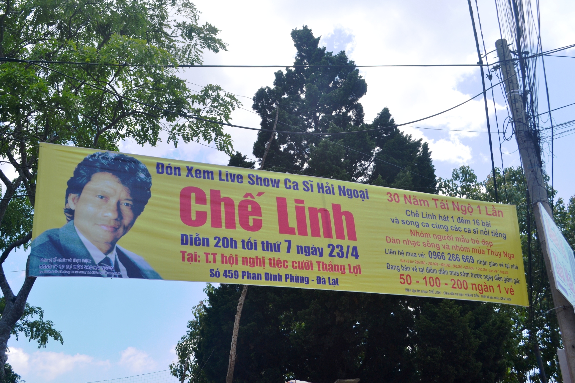 Live show ca sĩ Chế Linh bị phạt dù chưa diễn