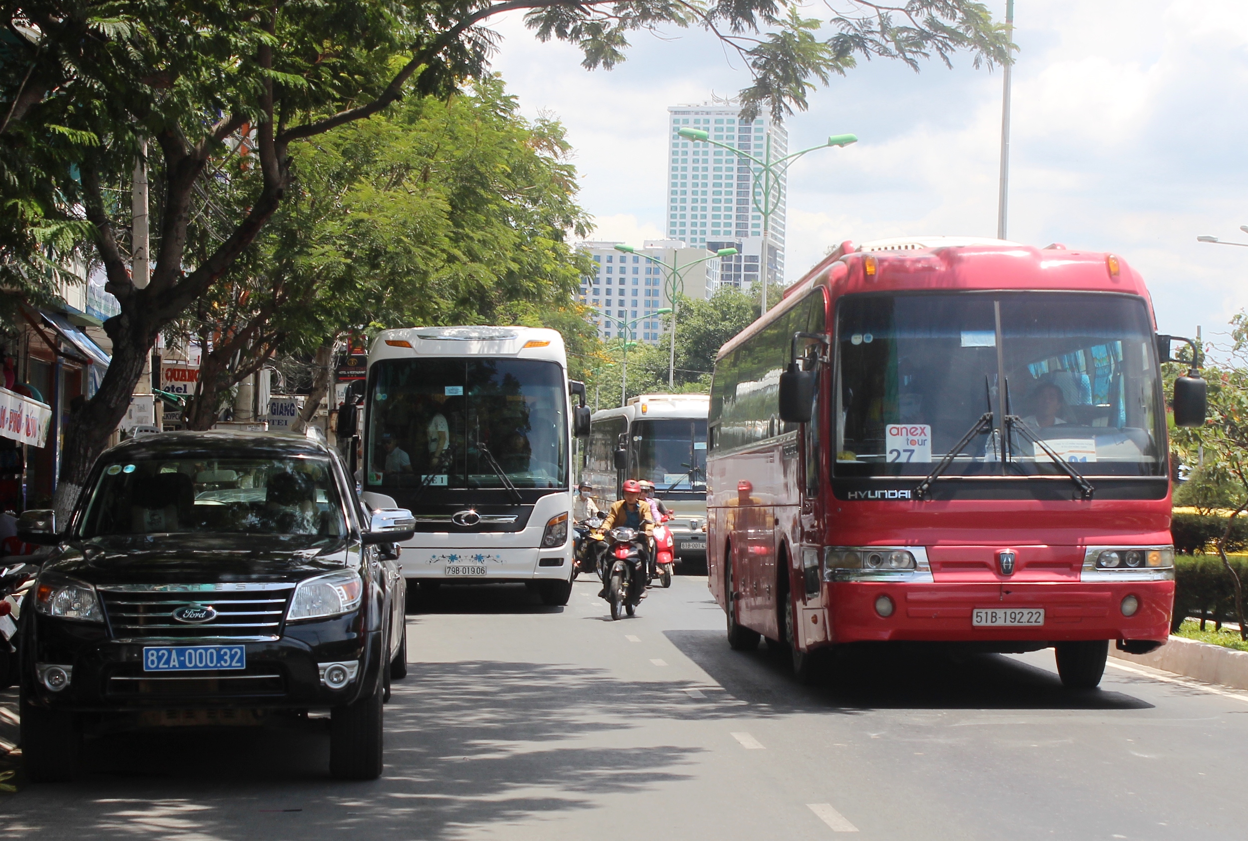 Nha Trang đã biết... kẹt xe