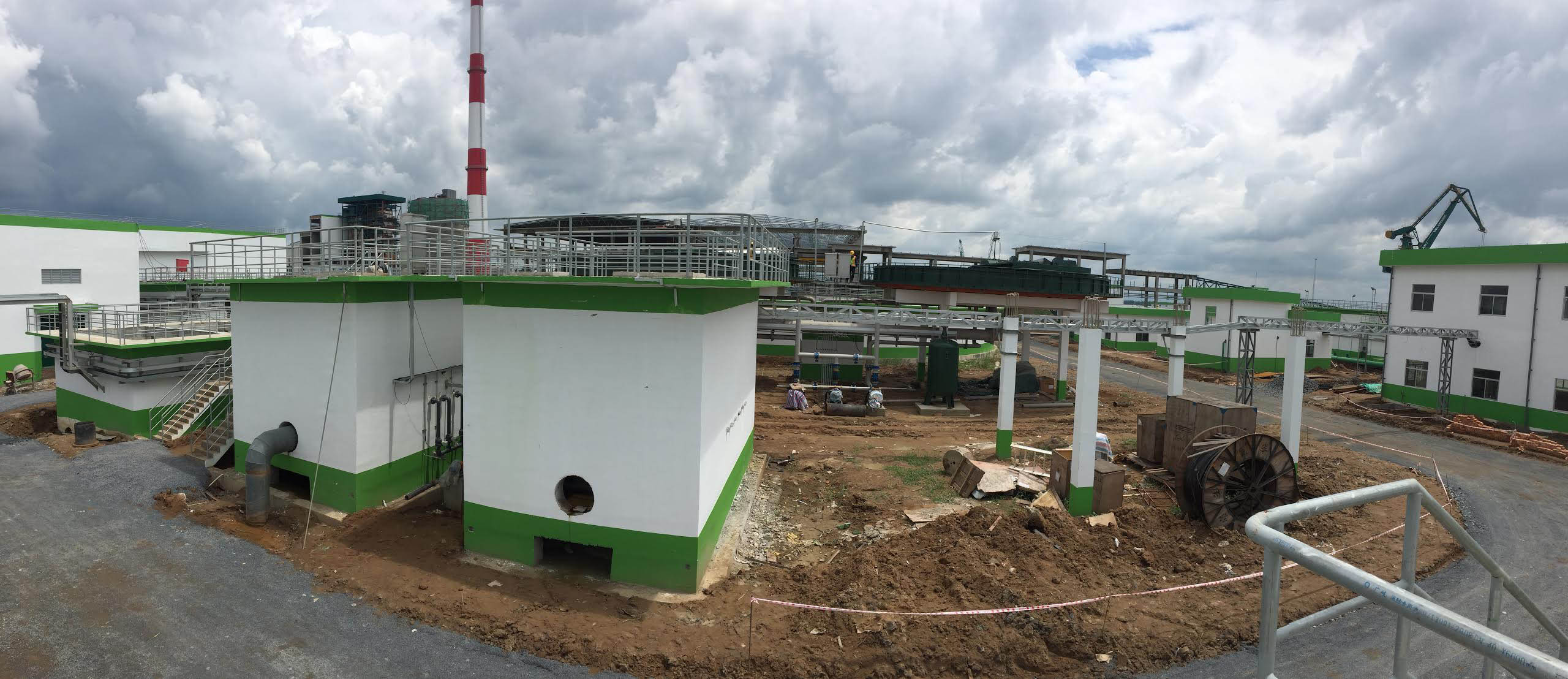Lee & Man vẫn tiếp tục vòng vo