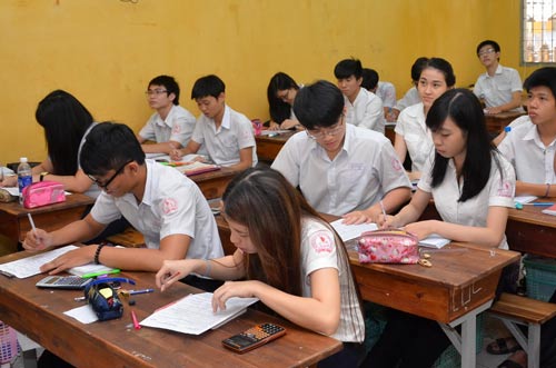 Điểm cao vẫn vào trường tư