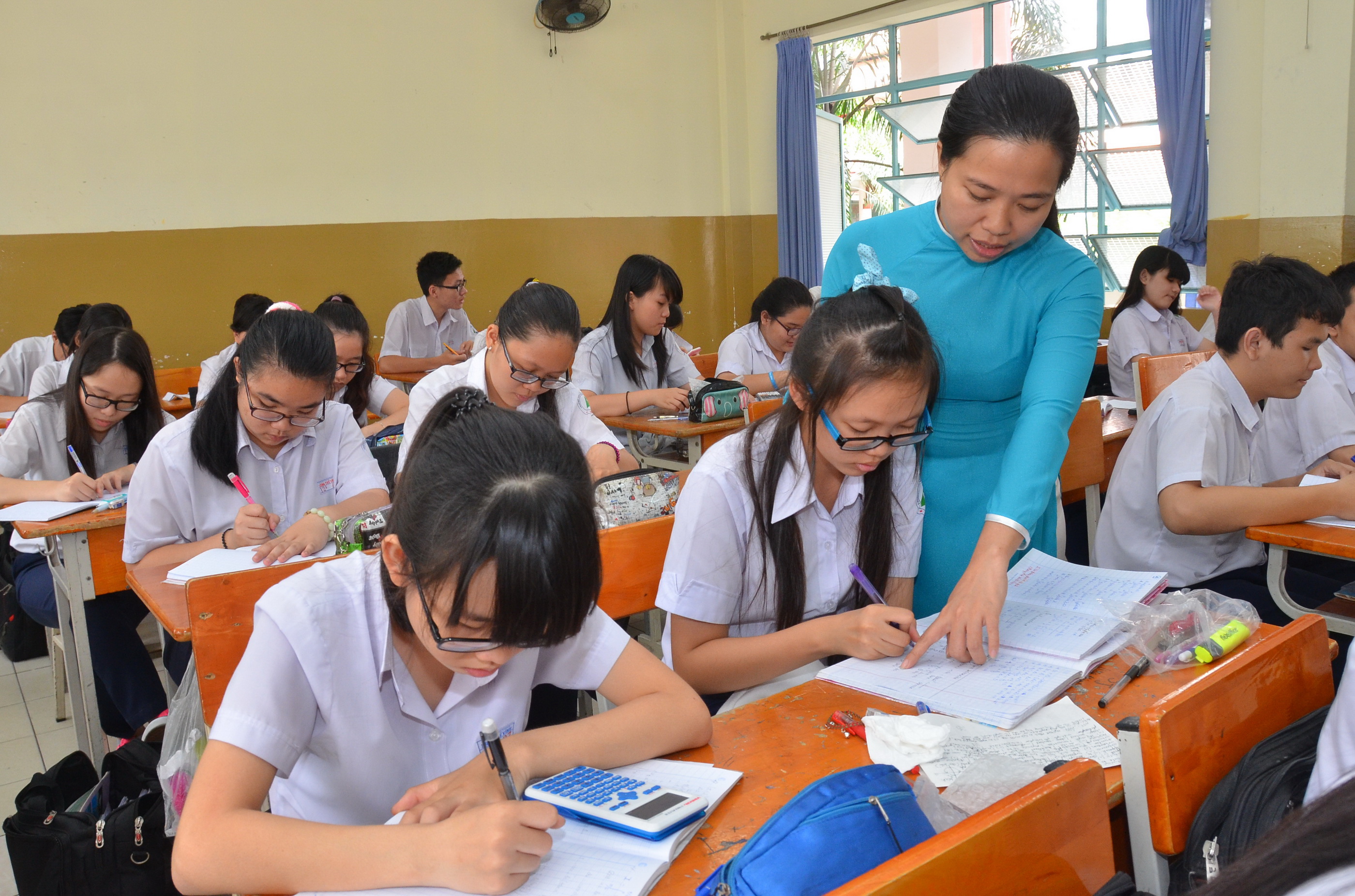 TP HCM: Điểm chuẩn lớp 10 nhiều biến động