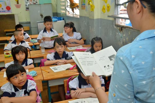 Hàng loạt ngoại ngữ vào trường học