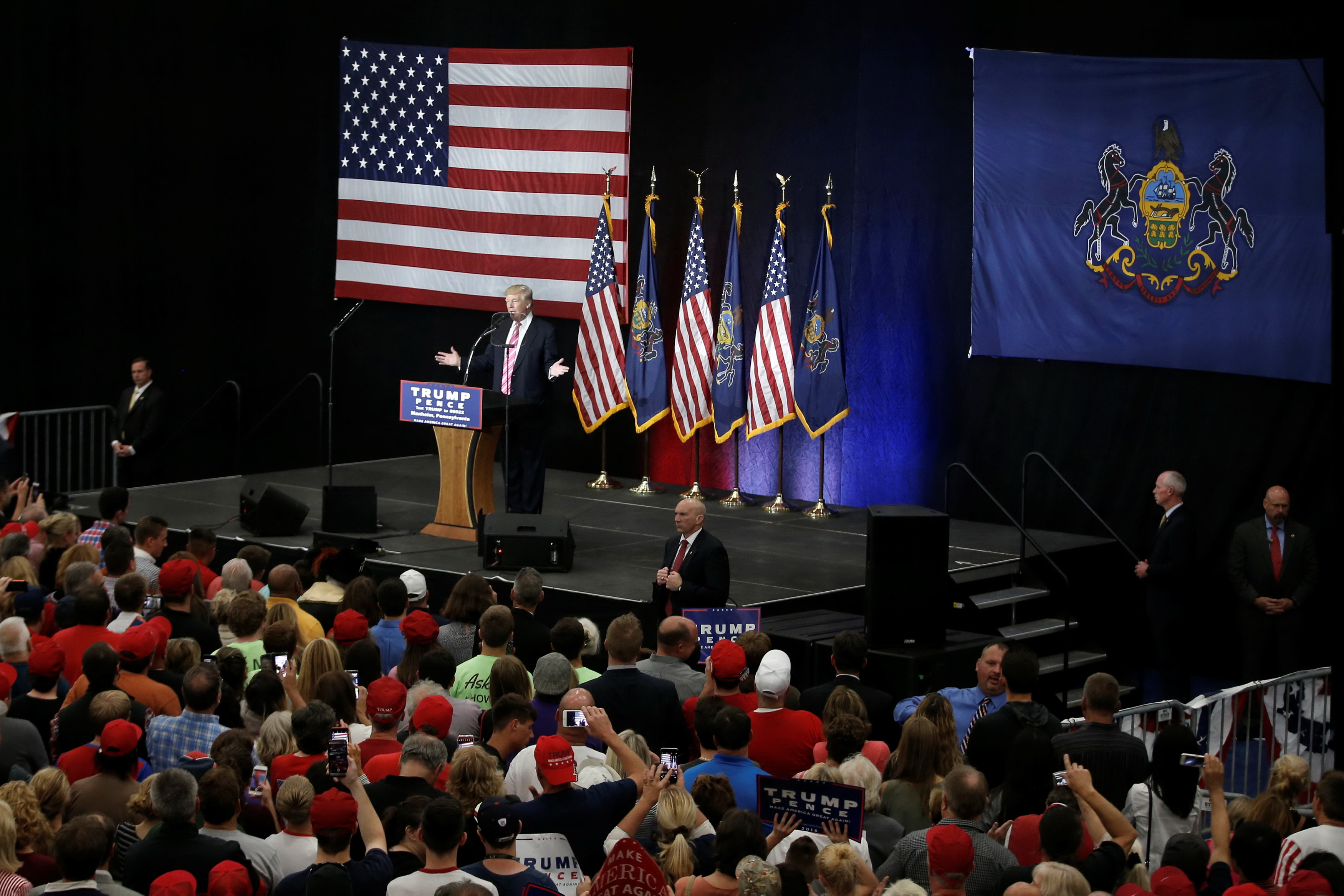 Tuần tồi tệ của ông Trump