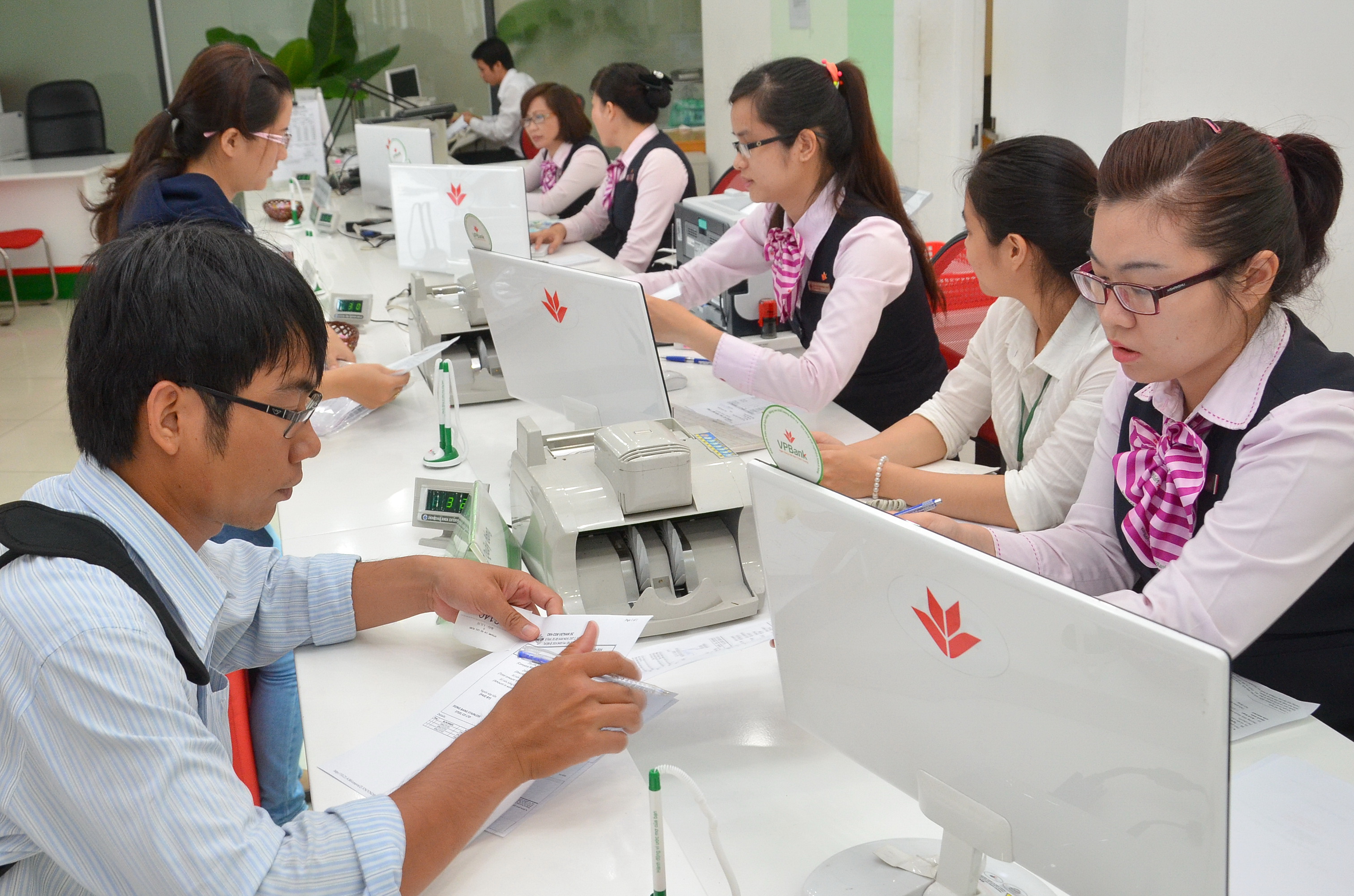 Lãi suất cho vay dễ thở hơn