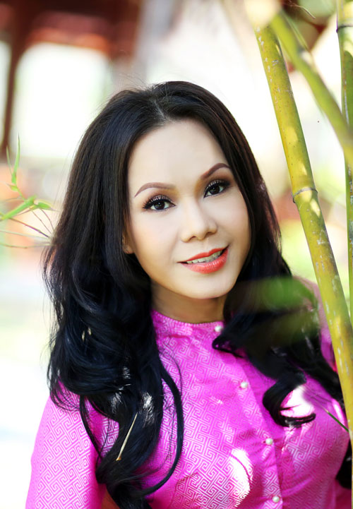 Việt Hương say theo tiếng cười khán giả