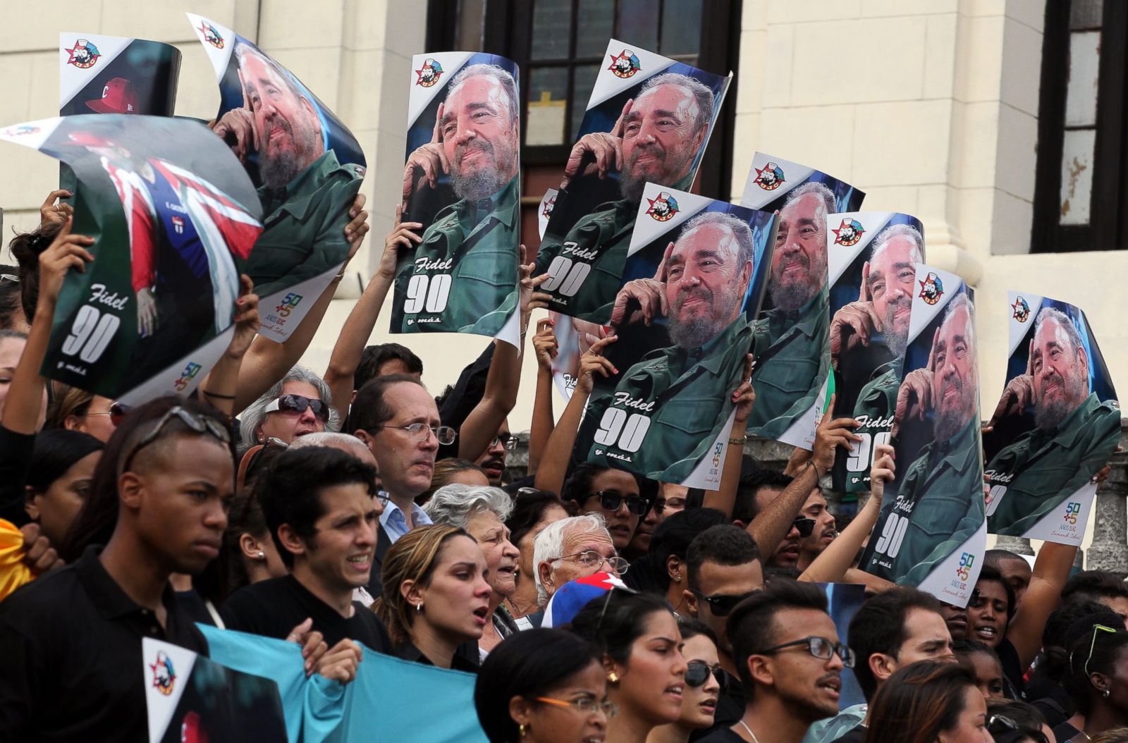 Tưởng nhớ ông Fidel Castro