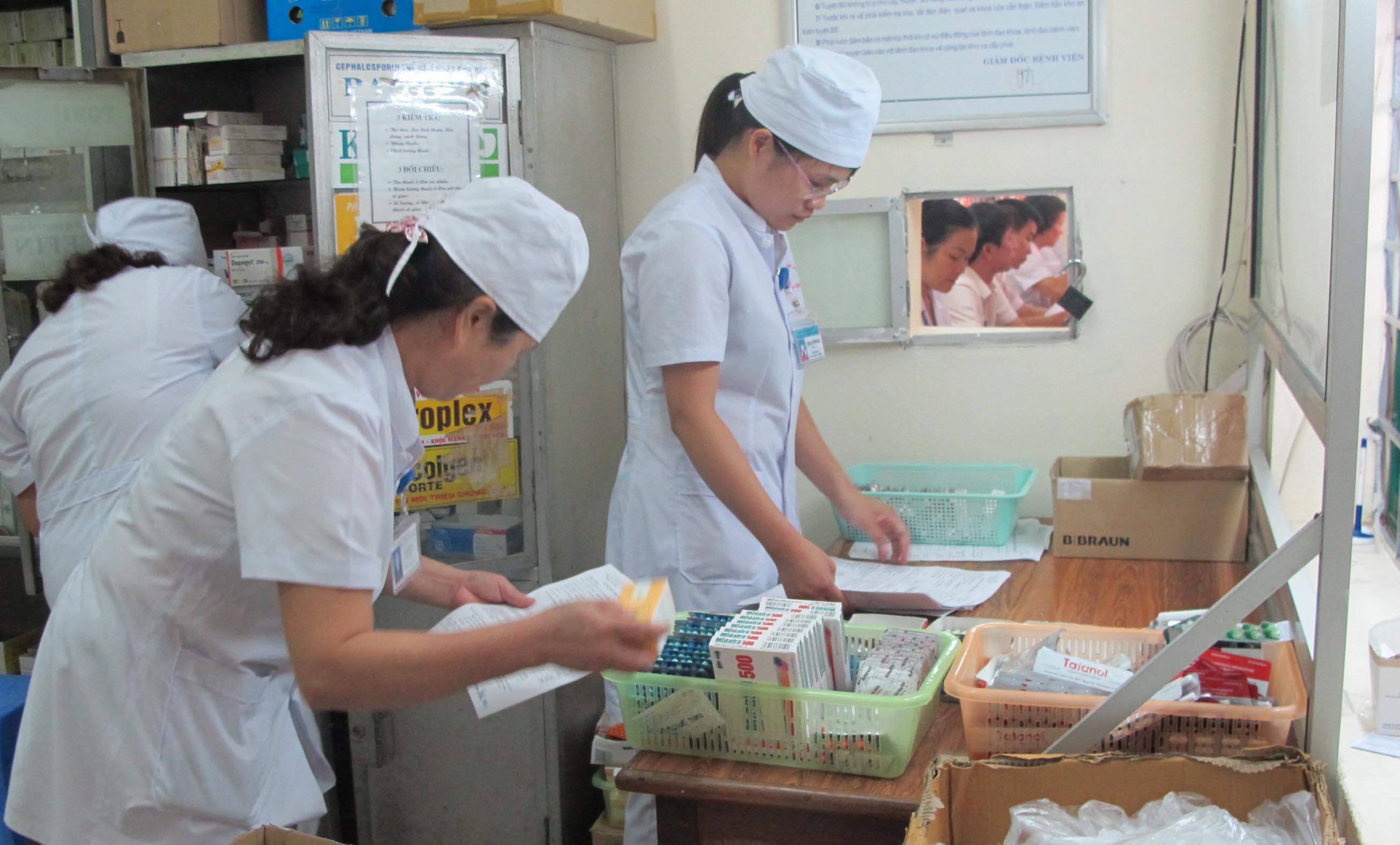 Lật tẩy chiêu “móc túi” BHYT