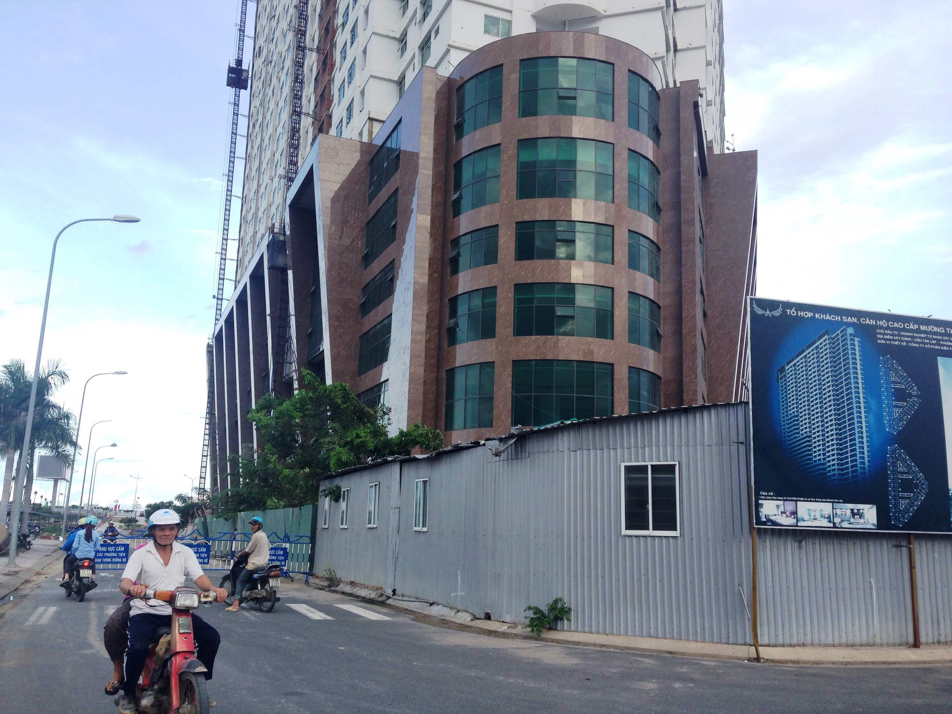 Quyết cắt ngọn công trình Mường Thanh Khánh Hòa