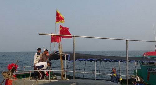 Truy kích tàu cá Trung Quốc