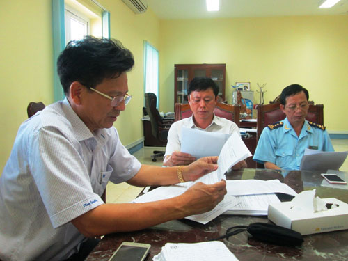 Khách Trung Quốc gây náo loạn sân bay
