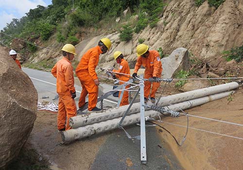 Bảo đảm an toàn lưới điện mùa mưa bão