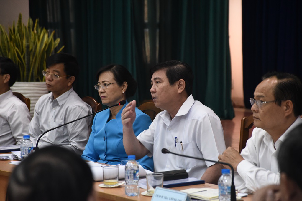 Chủ tịch Nguyễn Thành Phong đối thoại với dân dự án Thủ Thiêm