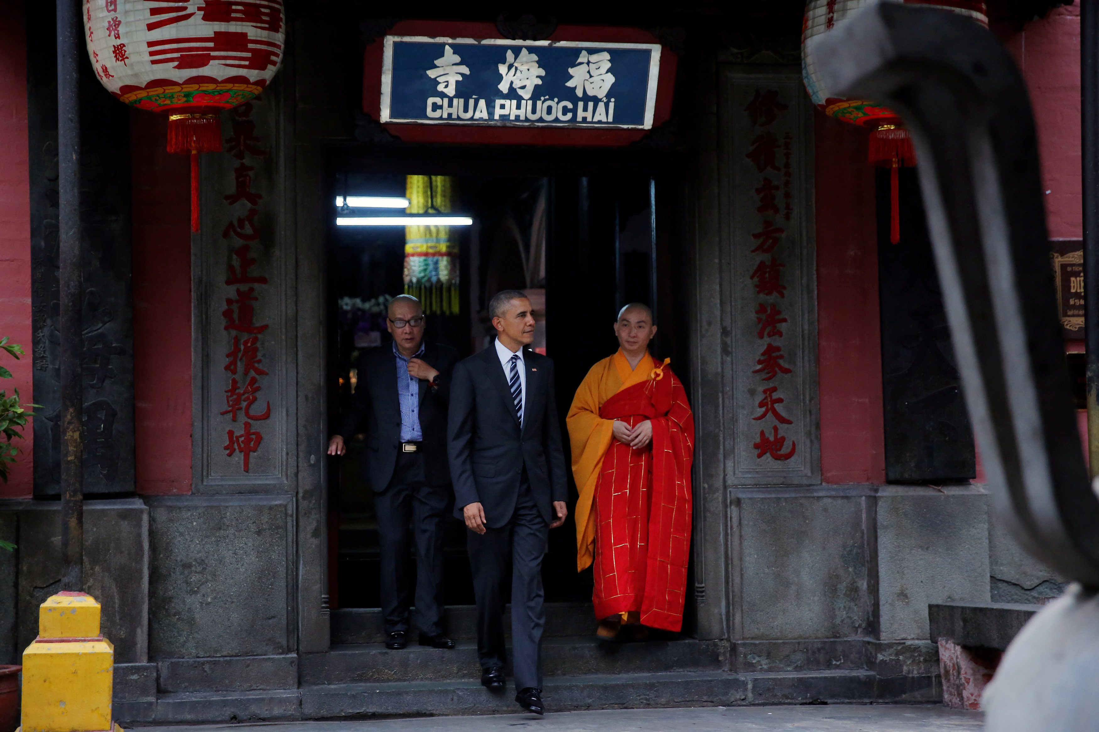 Háo hức đón Tổng thống Obama ở chùa Ngọc Hoàng