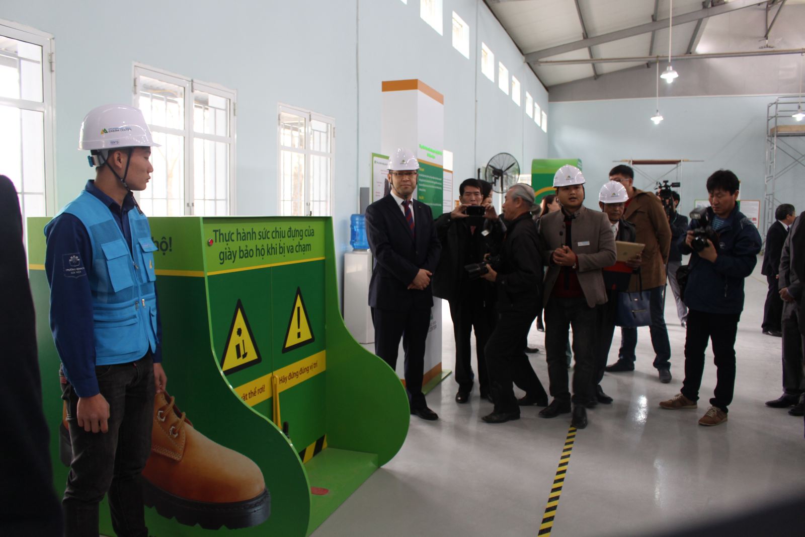 SCC CIO hỗ trợ thanh thiếu niên học nghề