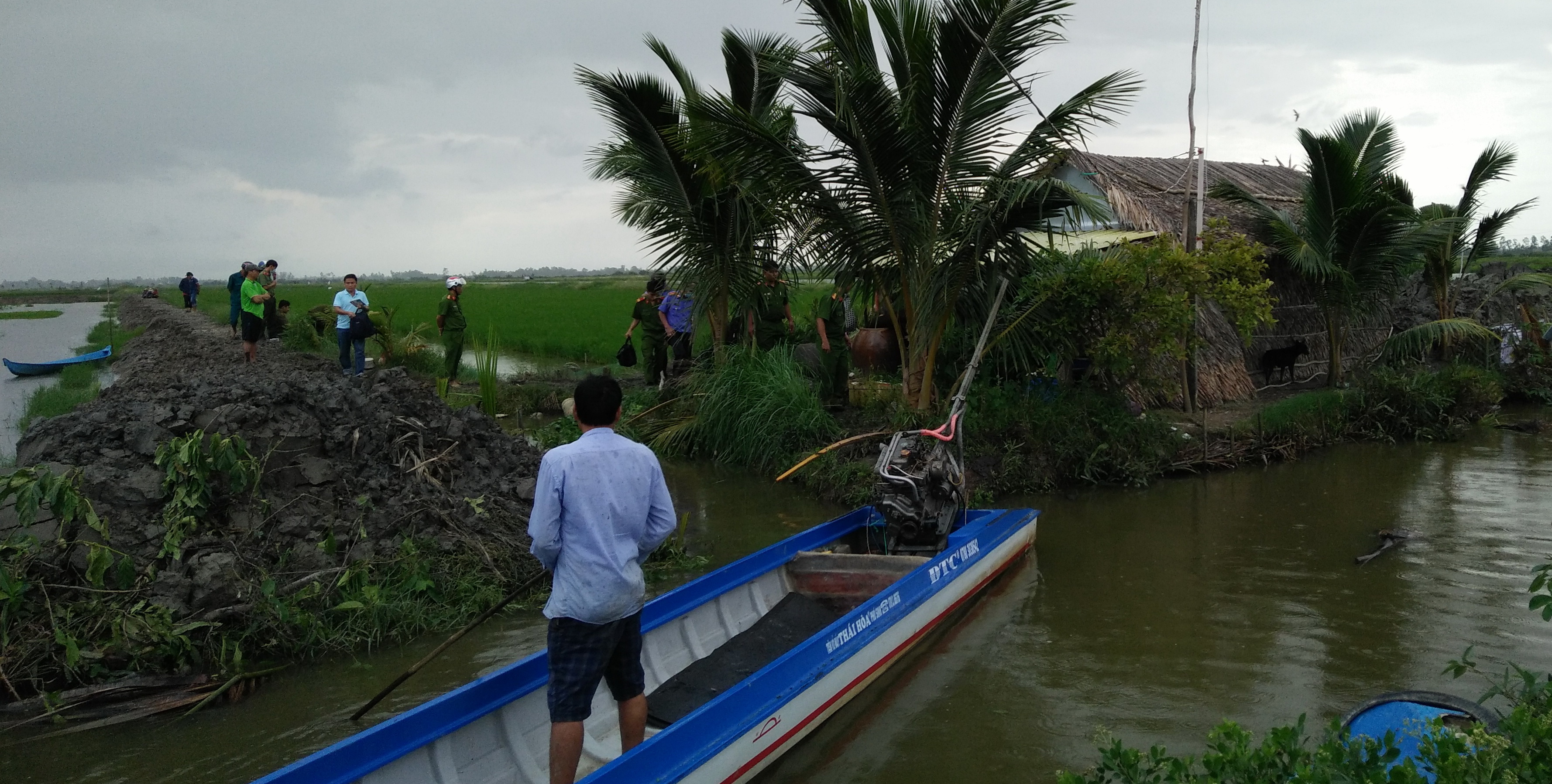 Cụ bà bị sát hại dã man trong chòi tôm