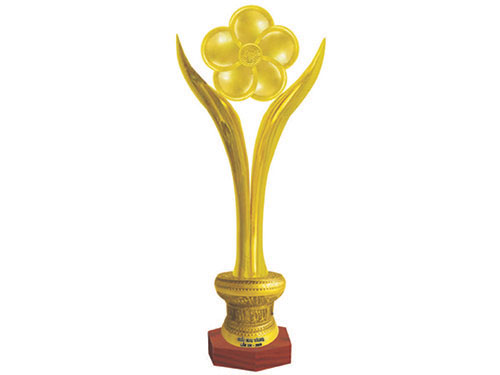 Đề cử Giải Mai Vàng 2016 còn 1 ngày