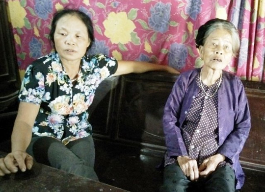 Cụ bà 87 tuổi nuôi 2 con tâm thần không được hộ nghèo