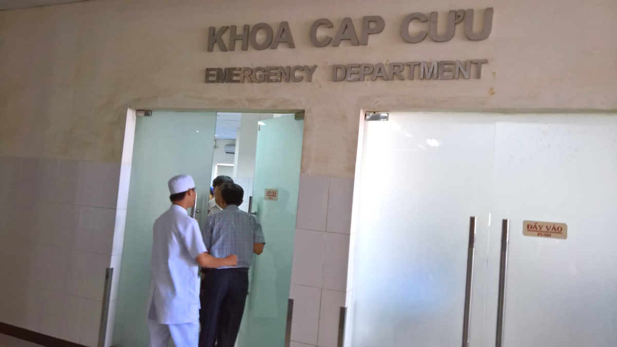 Bình Thuận: Hơn 70 khách du lịch nhập viện nghi bị ngộ độc