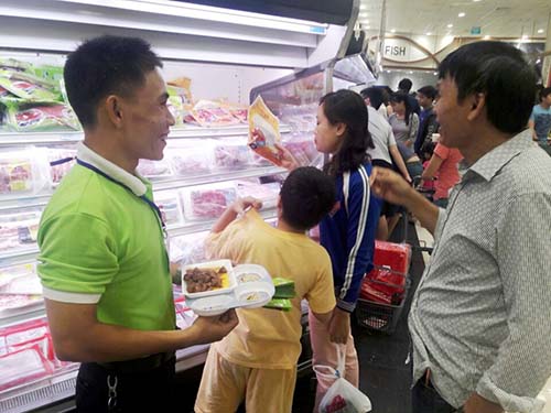 Cẩn trọng khi mua thịt đà điểu