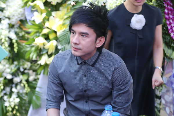 Ca sĩ Đan Trường