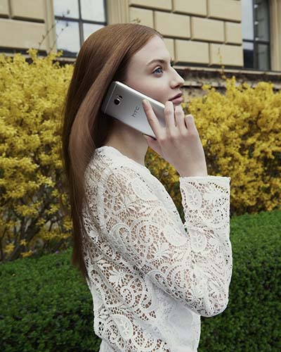 Đặt mua HTC 10 được tặng loa