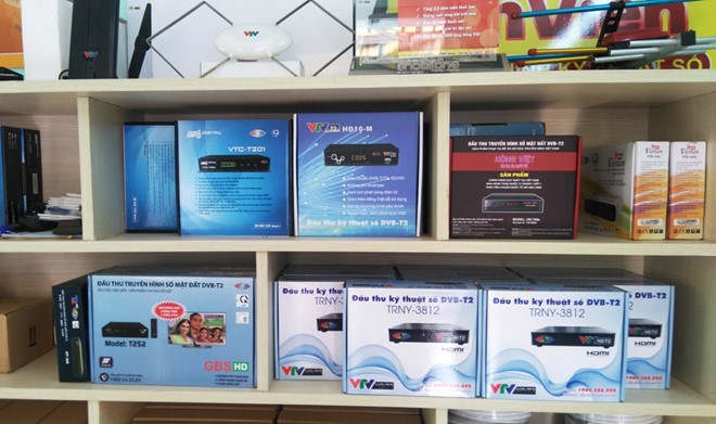 Dân TP HCM đổ xô sắm đầu thu sóng truyền hình