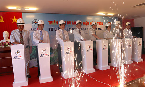 Triển khai 2 dự án cấp điện tại Cà Mau và Hậu Giang