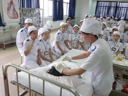 126 ứng viên trúng tuyển đào tạo tiếng Đức
