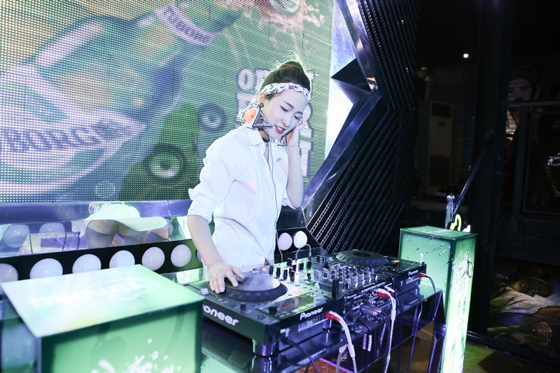 Chuỗi sự kiện âm nhạc “Tuborg khởi đầu cuộc vui Music Tour”