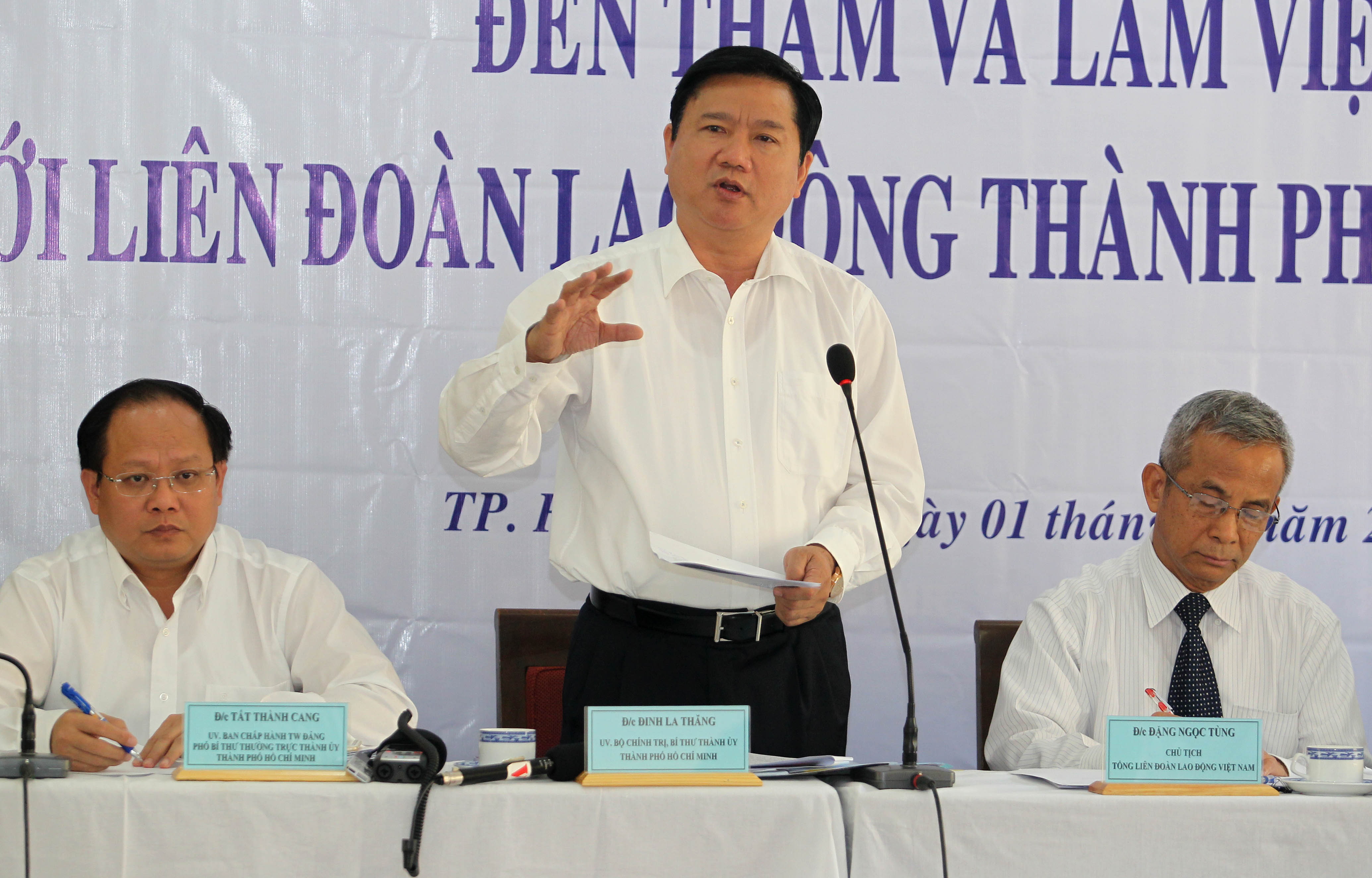 Bí thư Đinh La Thăng: “Phải hiểu luật mới bảo vệ được công nhân”
