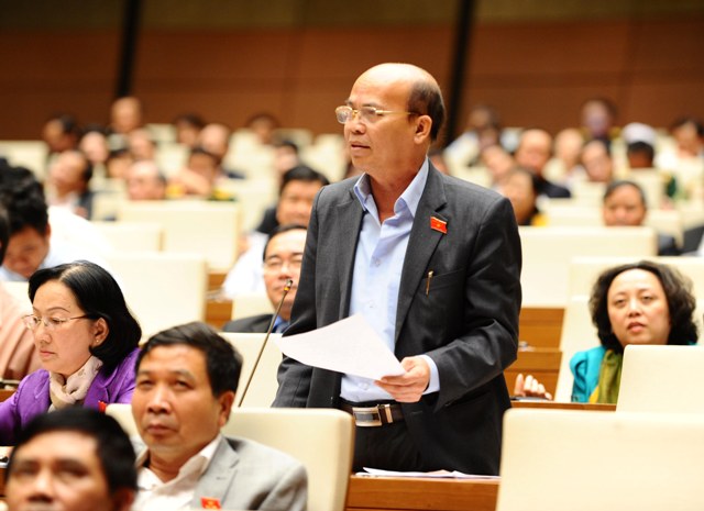 Người trong sạch không ai chơi, còn bị nói "con này kém"
