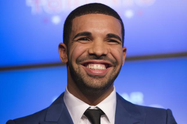 Drake phá kỷ lục của cố huyền thoại Michael Jackson