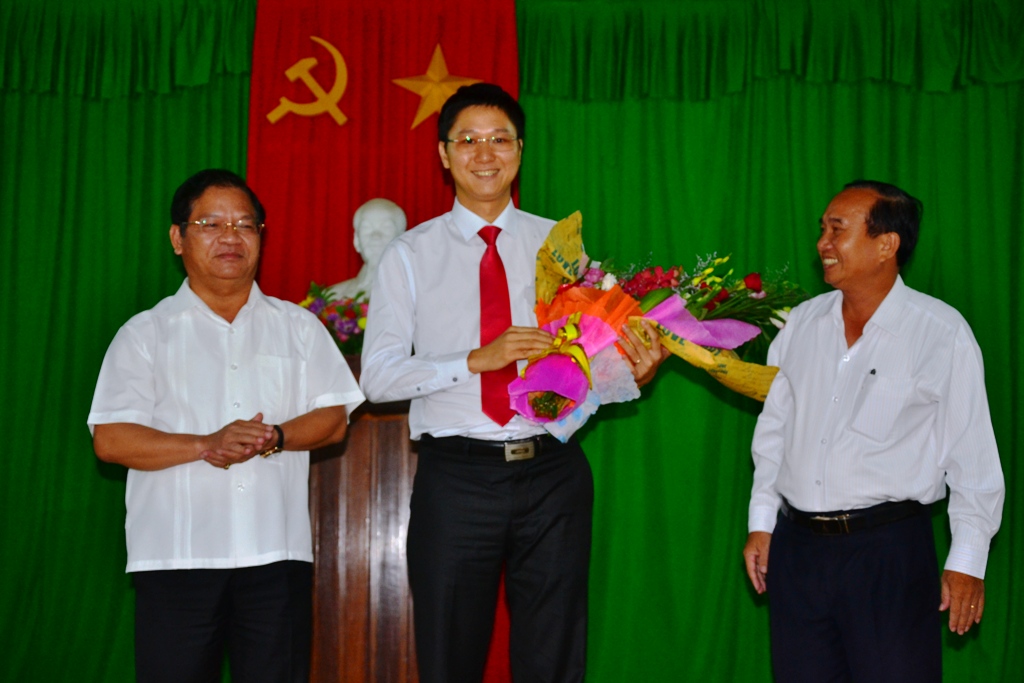 Lý Sơn có Bí thư huyện ủy 33 tuổi