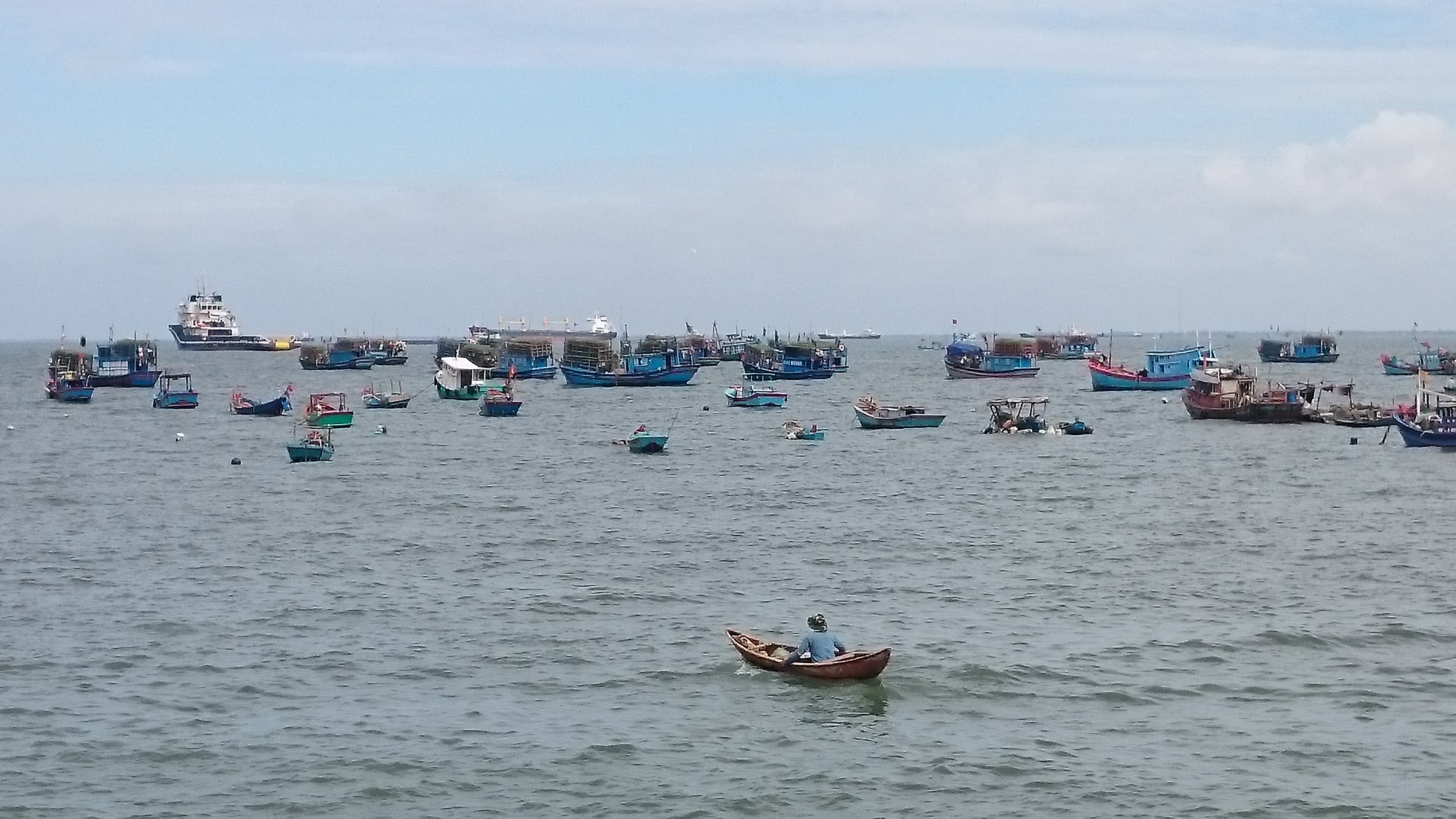 Bà Rịa-Vũng Tàu: Cấm tàu thuyền ra khơi trong áp thấp