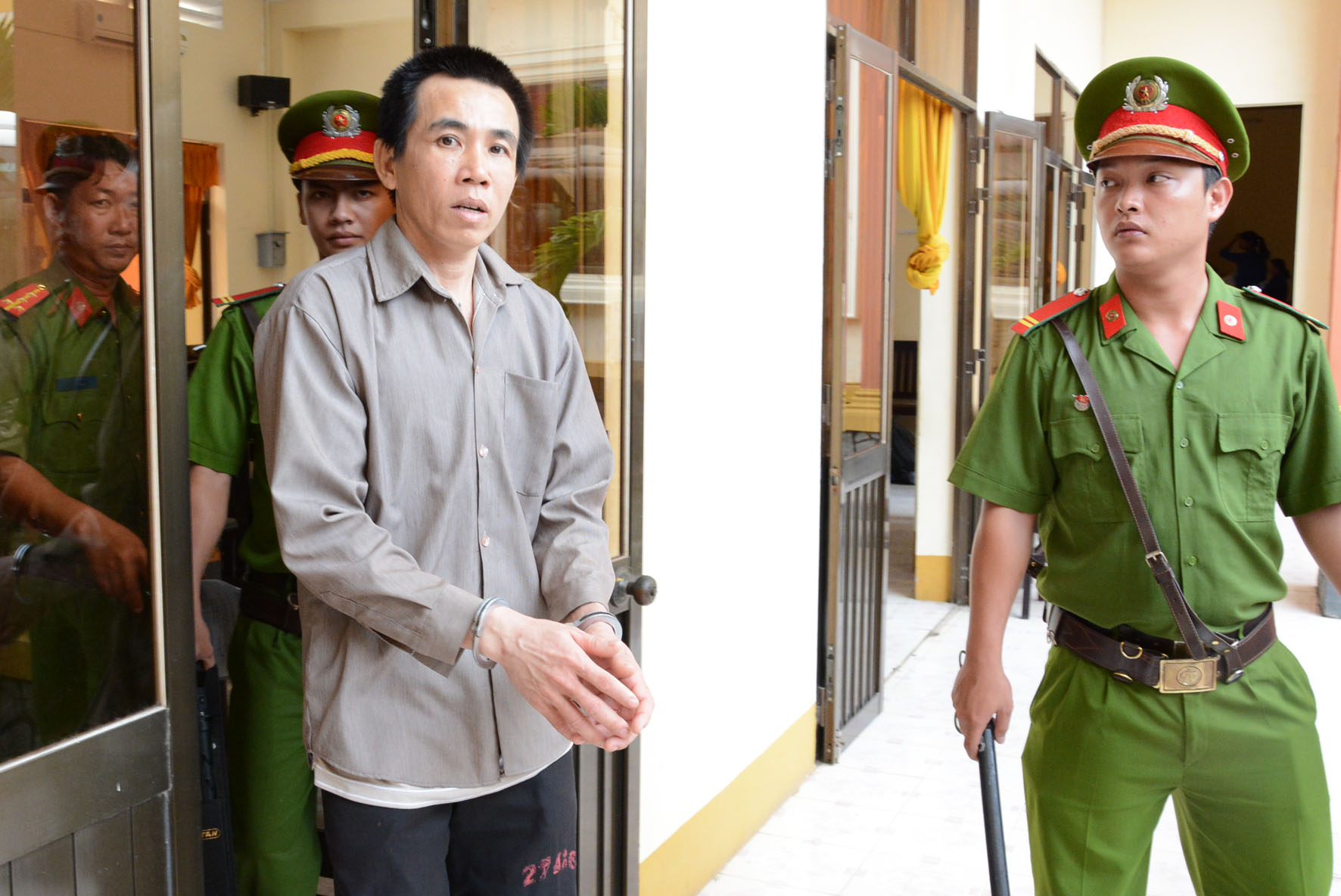 Chỉ vì mâu thuẫn, ra tay truy sát 2 mẹ con